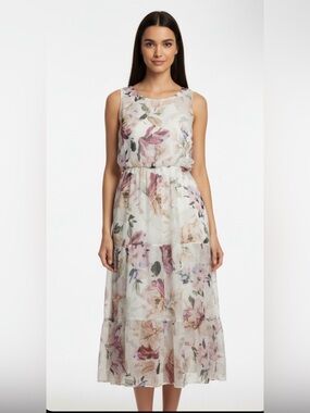 lara danika floral beaded sheath beaded dress with beaded fringe | Dresses | Lara Silver Cream Size 4 Gown 2023 FLIRTY PARTY NH neck and sleeveless design Size::36x32 Teal Prom Dresses and